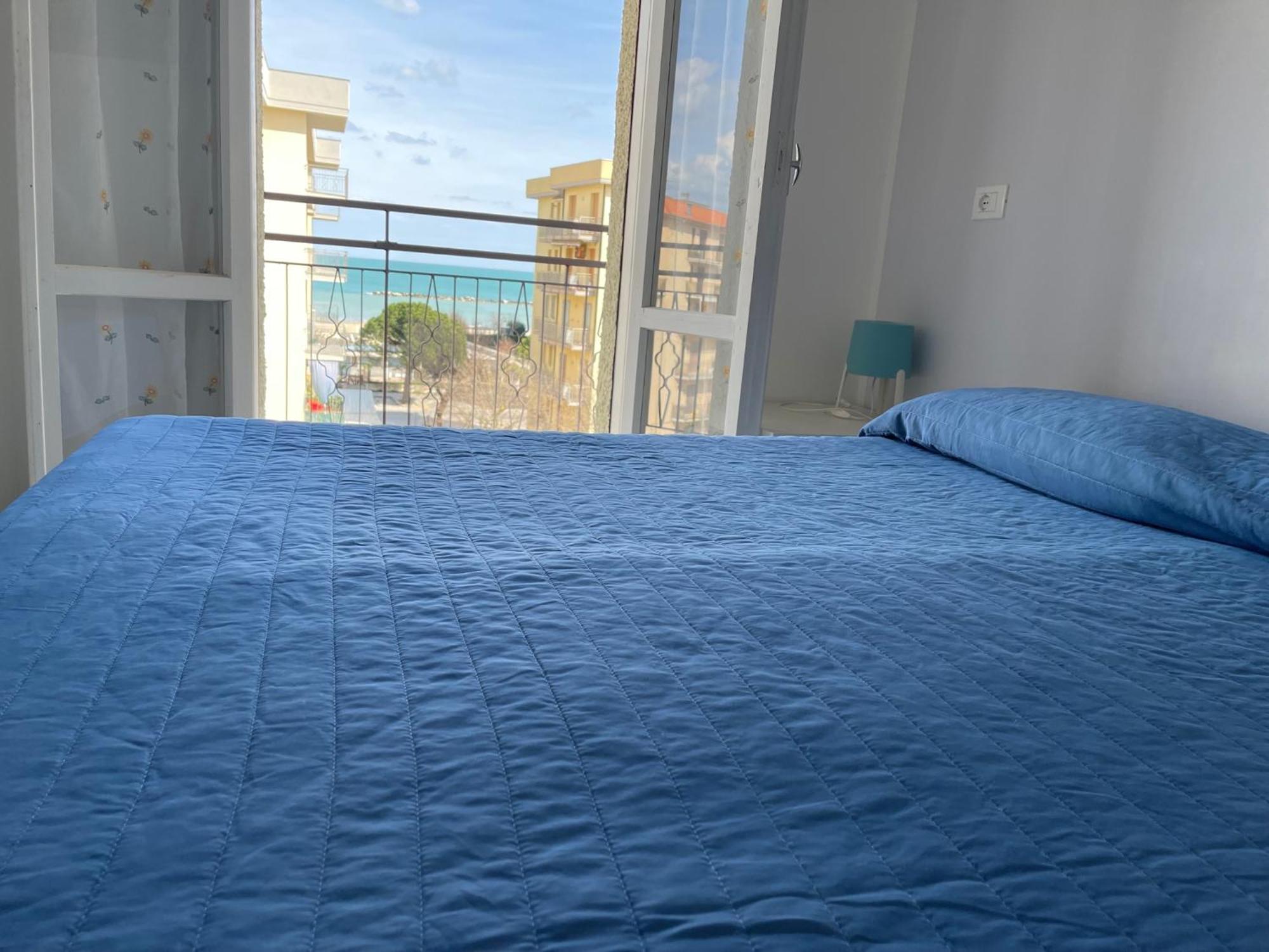 Residence Adriano Lido Adriano Ngoại thất bức ảnh