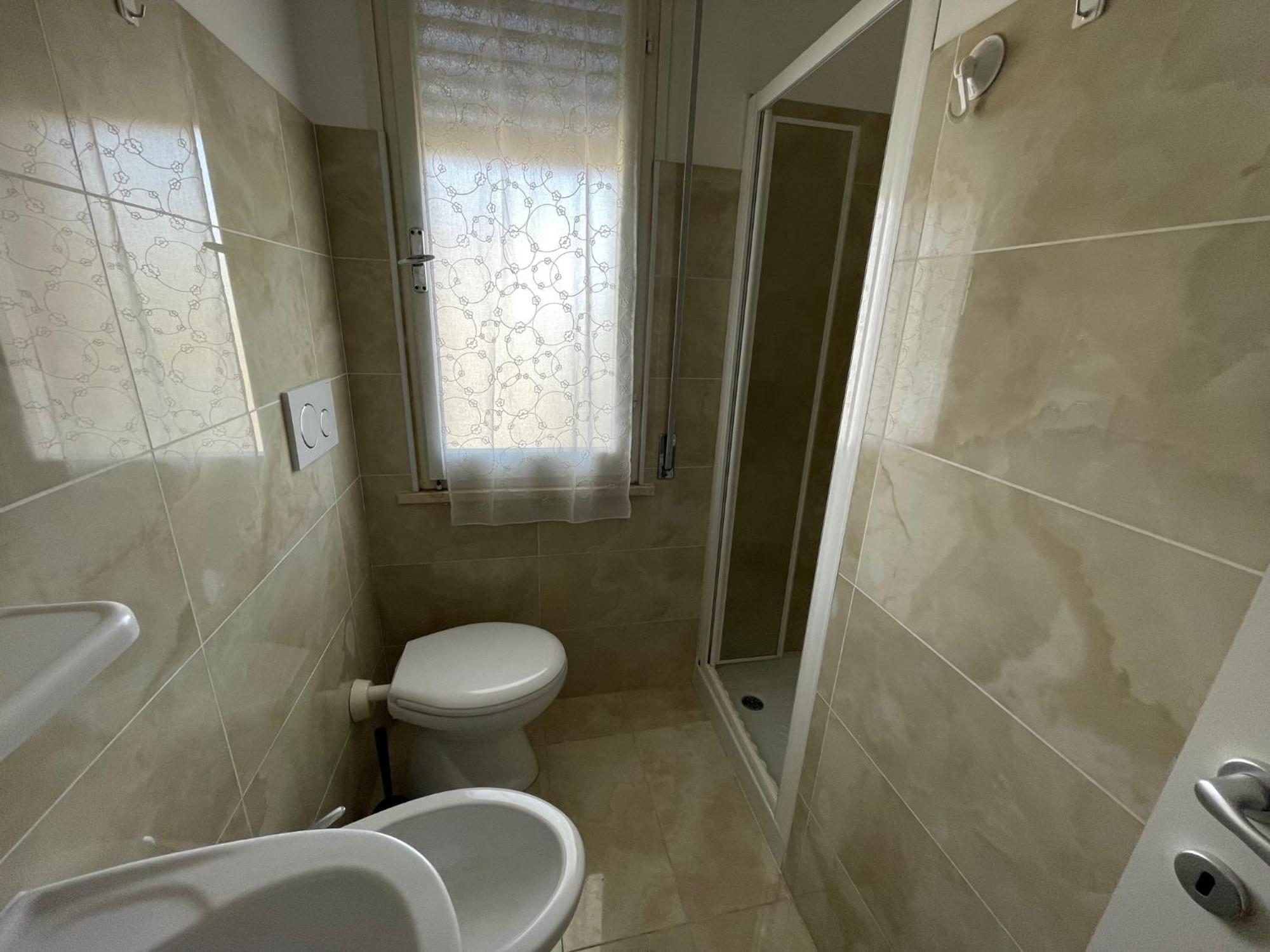 Residence Adriano Lido Adriano Ngoại thất bức ảnh